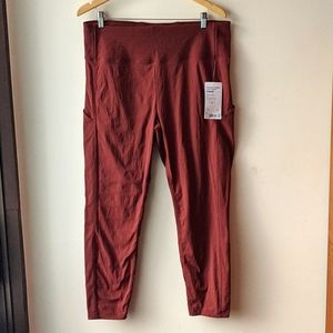 Athletea Trekkie Hybrid Crop Tight